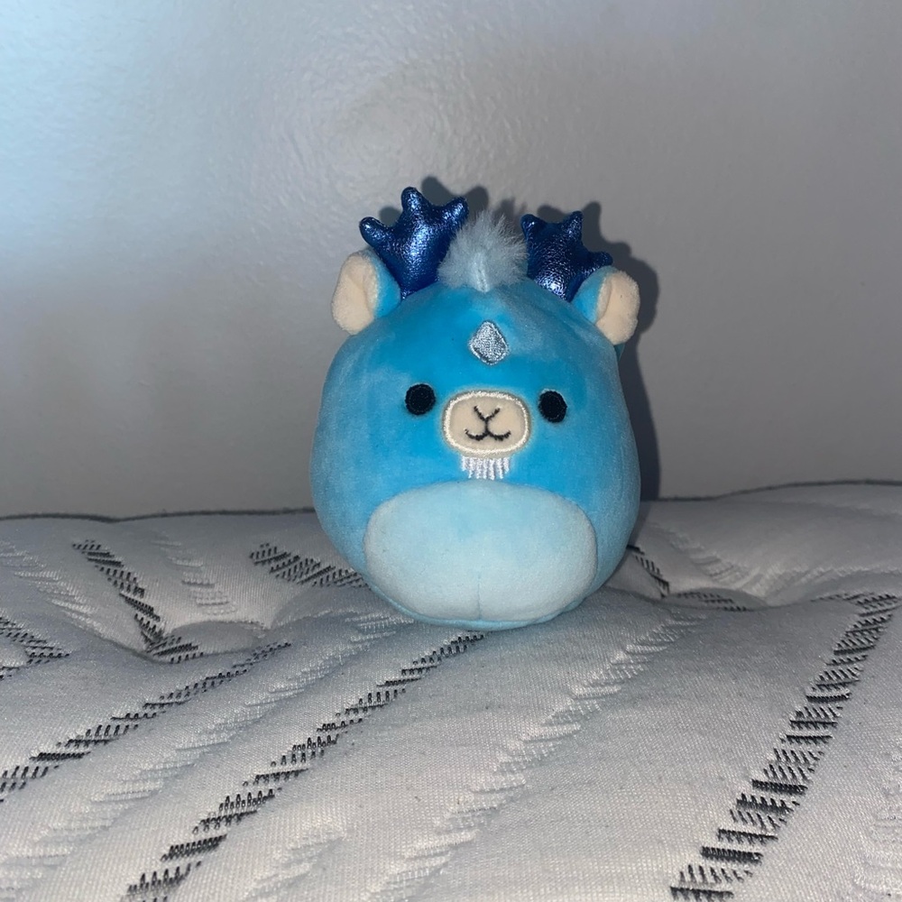 Xan Squishmallow